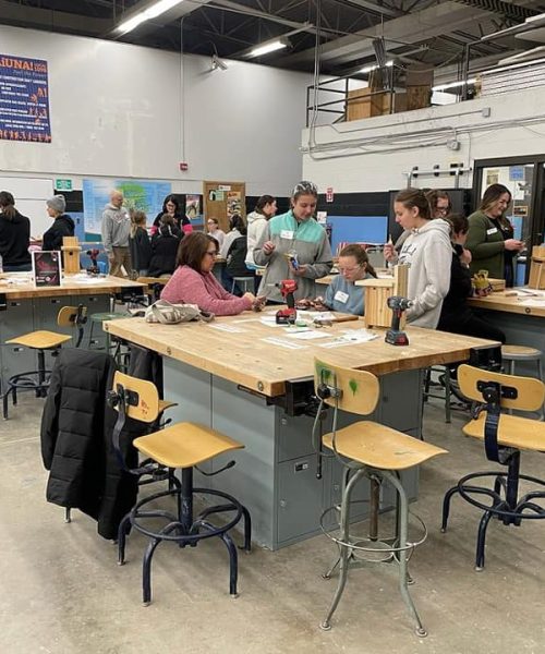 she-builds-hba-2-720x720 (1)